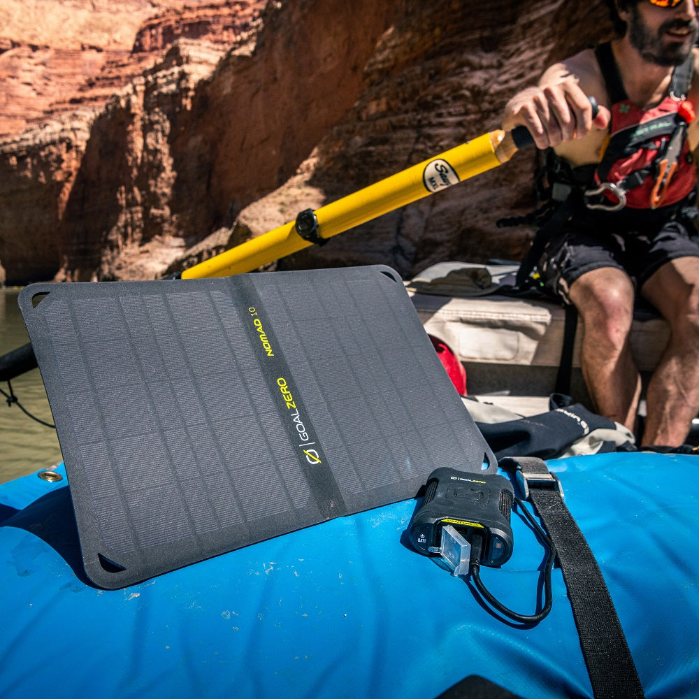 Venture 35 + Nomad 10 Solar Panel (Solar Kit) - Goal Zero